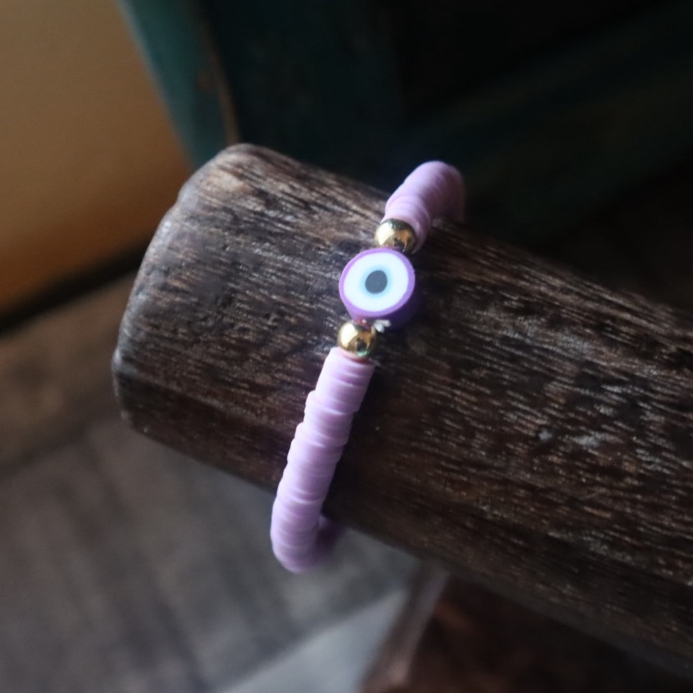 X1 Purple Evil Eye Clay Beaded Bracelet